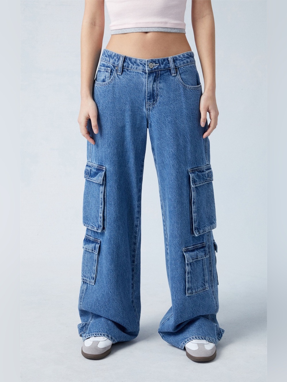 PacSun Low Rise Baggy Cargo Jeans Medium Wash Denim Size 25 Utility Y2K Grunge